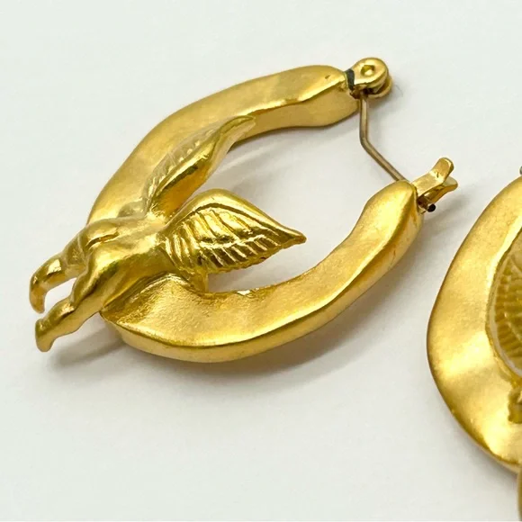 Givenchy Vintage Brushed Gold Cherub Earrings - Picture 3 of 6